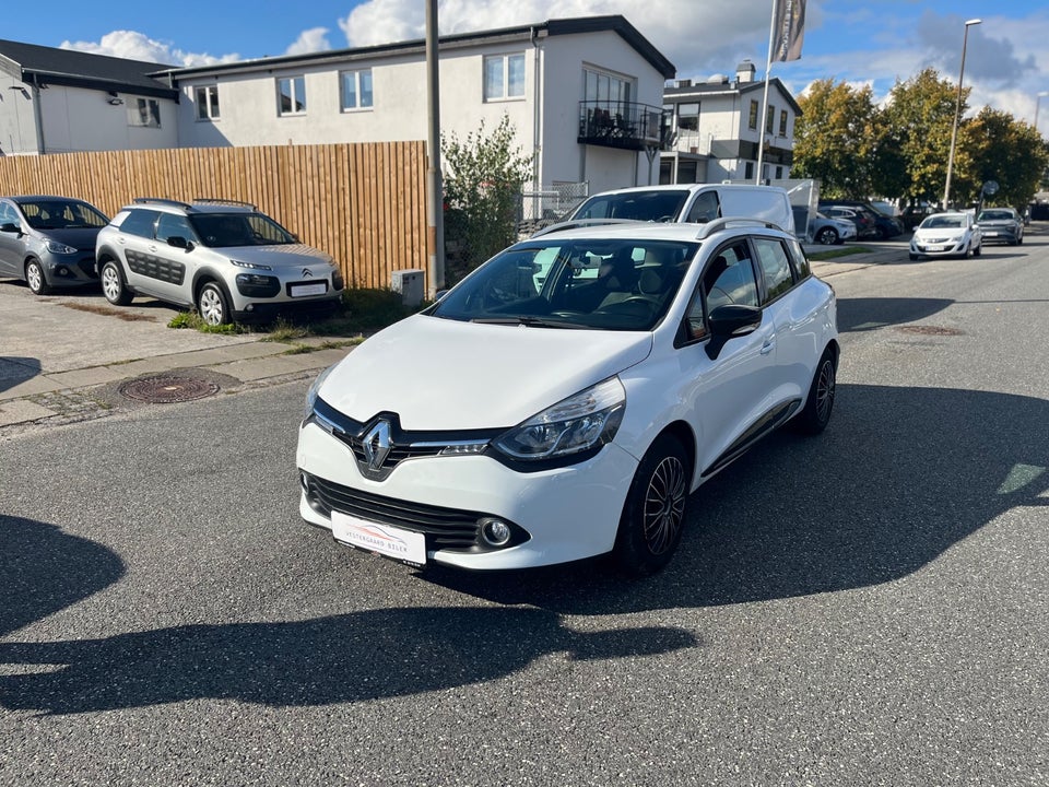 Renault Clio IV 1,5 dCi 90 Expression Sport Tourer 5d