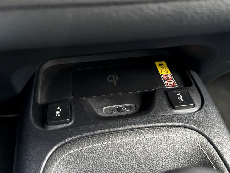 Toyota Corolla 1,8 Hybrid Style Touring Sports e-CVT 5d