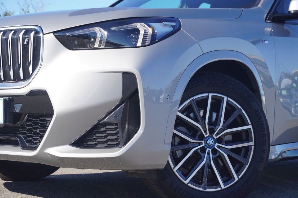 BMW iX1 xDrive30 M-Sport 5d