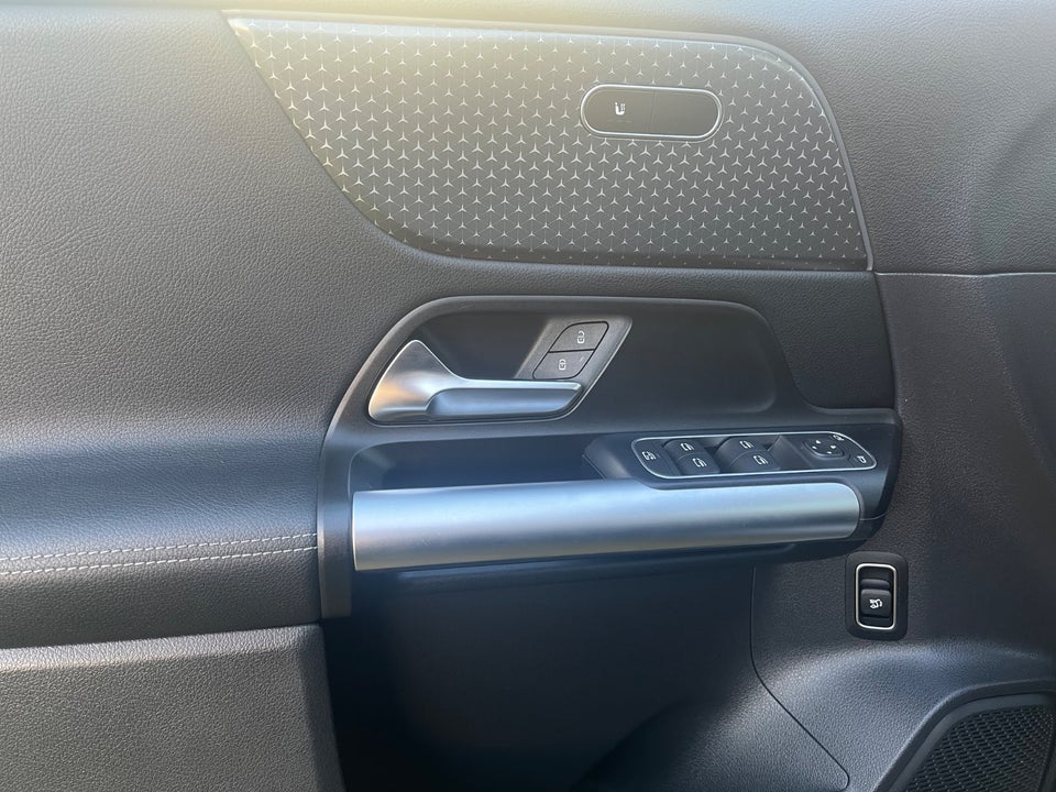 Mercedes EQA250+ Progressive 5d