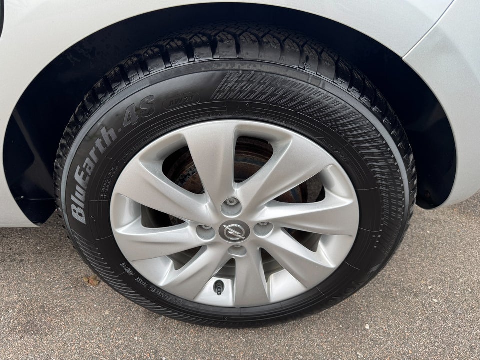 Opel Corsa 1,4 16V Enjoy aut. 5d