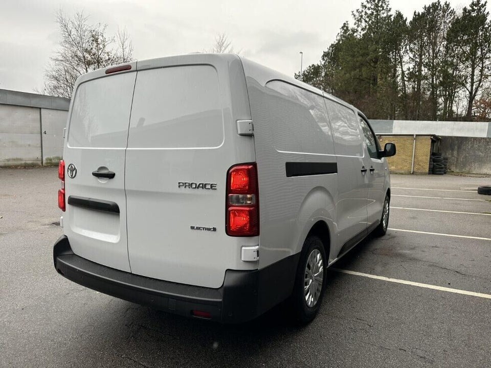 Toyota ProAce 75 Long Comfort Master+