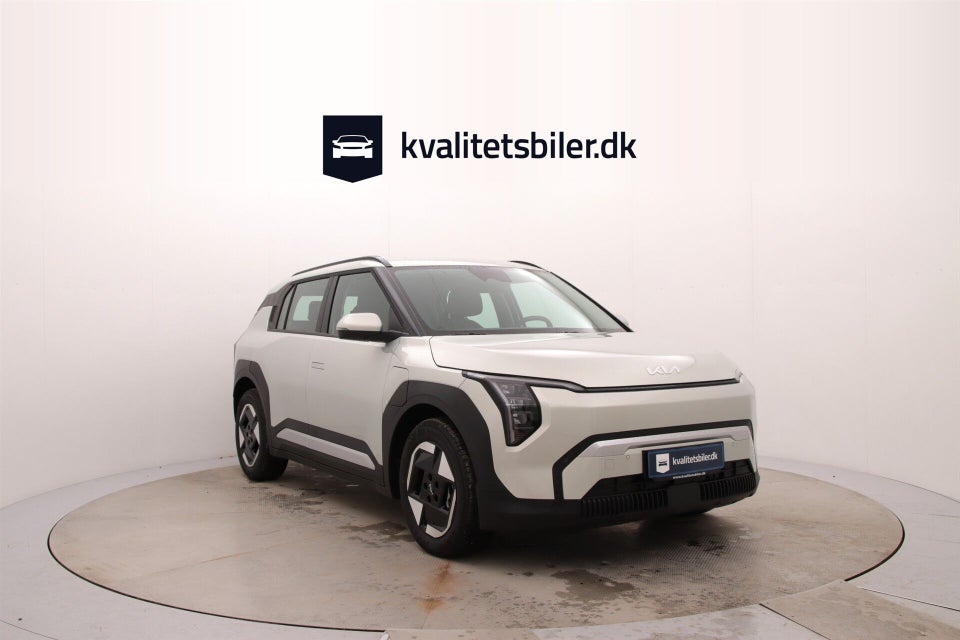 Kia EV3 58 Standard Range Access 5d