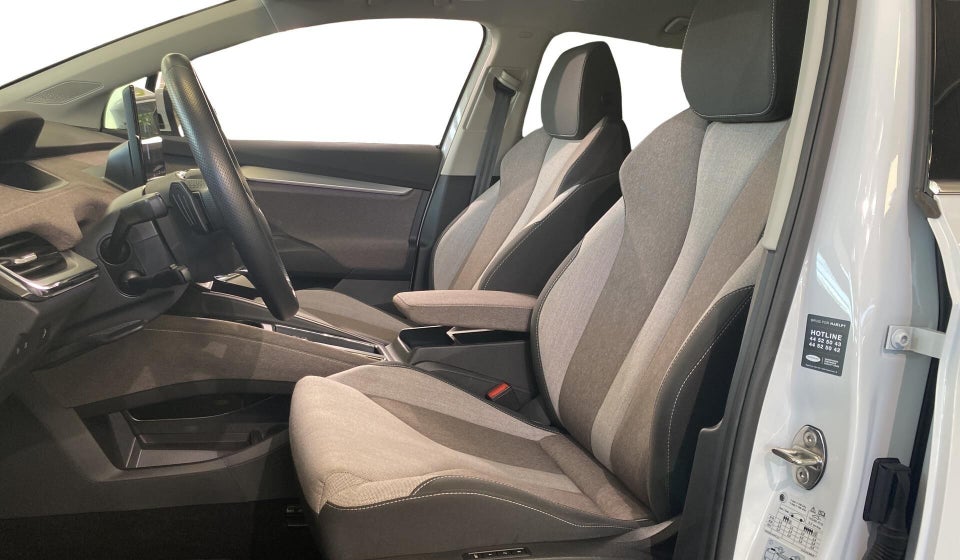 Skoda Enyaq 60 iV Selection Lodge 5d