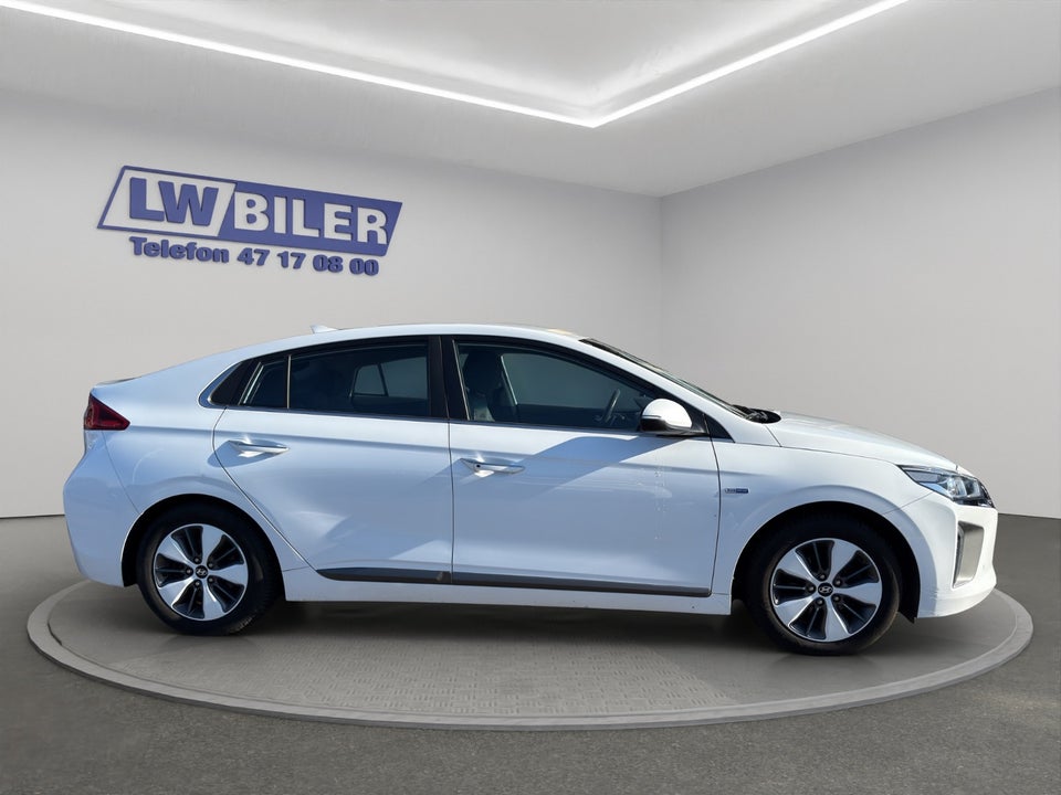 Hyundai Ioniq 1,6 PHEV Premium DCT 5d