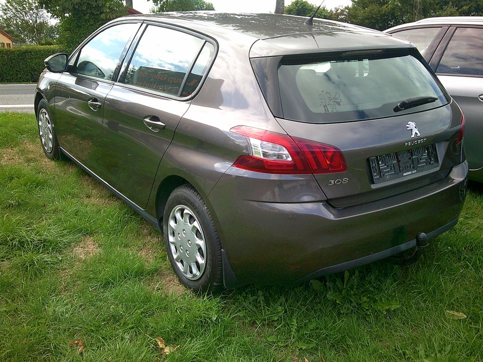 Peugeot 308 1,2 VTi 82 Active 5d