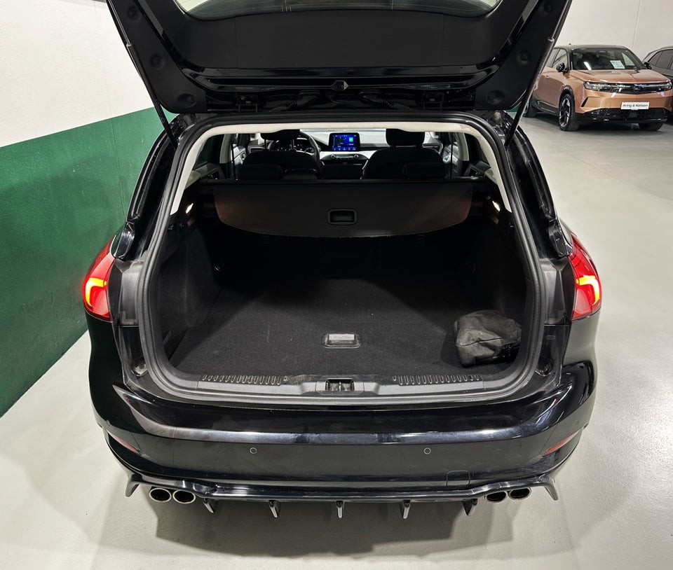 Ford Focus 1,5 EcoBlue ST-Line stc. 5d