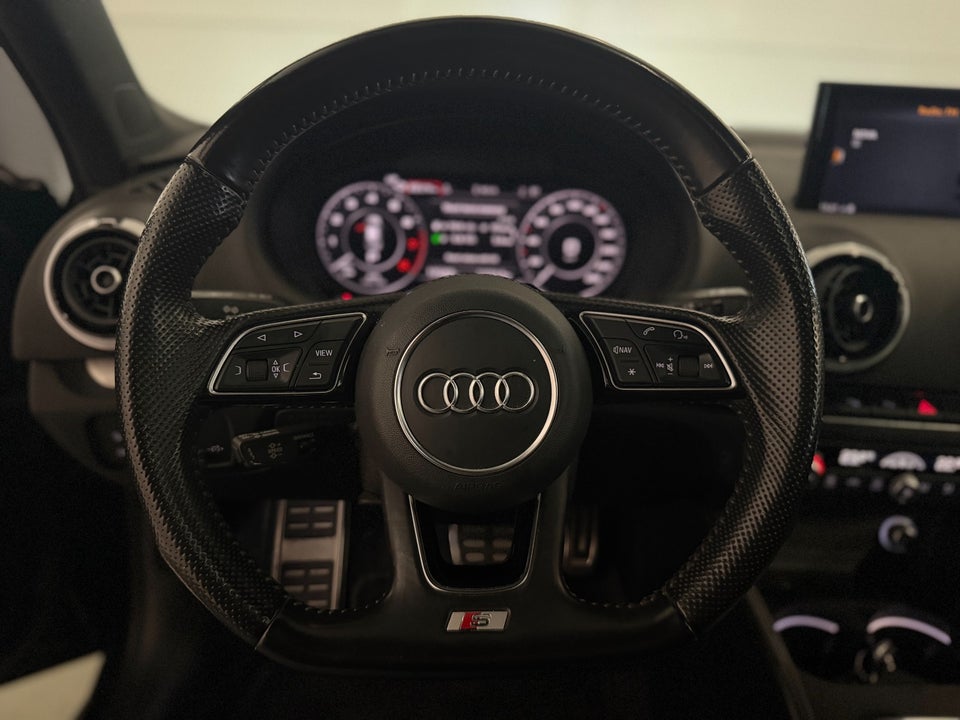 Audi A3 1,4 e-tron Sportback S-tr. 5d