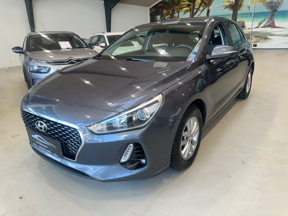 Hyundai i30 1,6 CRDi 110 Life+ 5d
