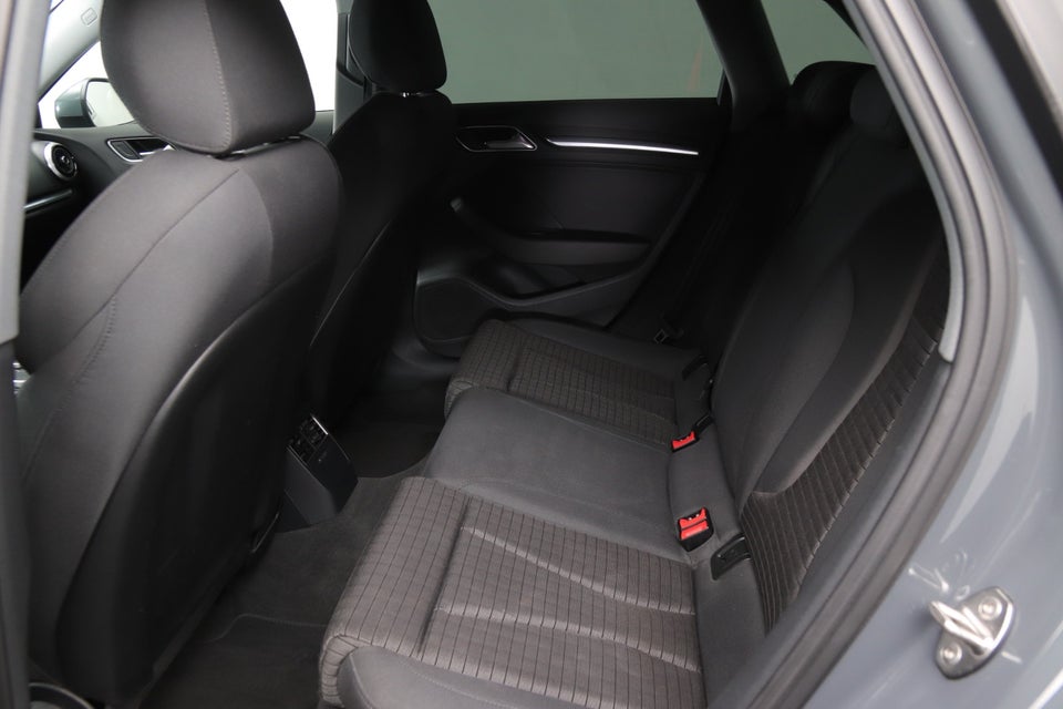 Audi A3 40 TFSi e Sport Sportback S-tr. 5d