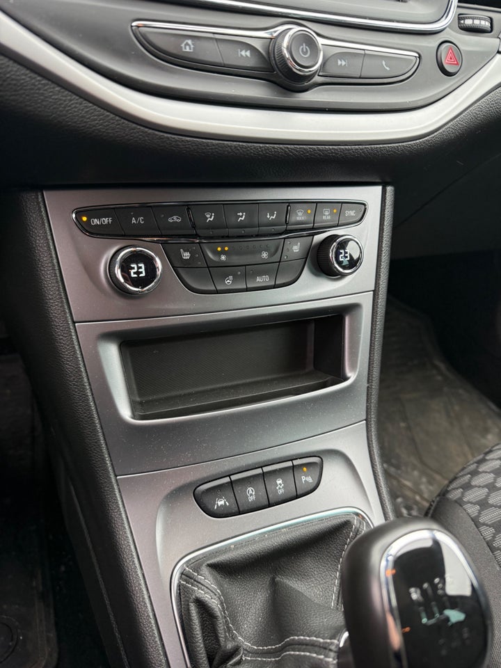 Opel Astra 1,6 CDTi 136 Enjoy Sports Tourer 5d