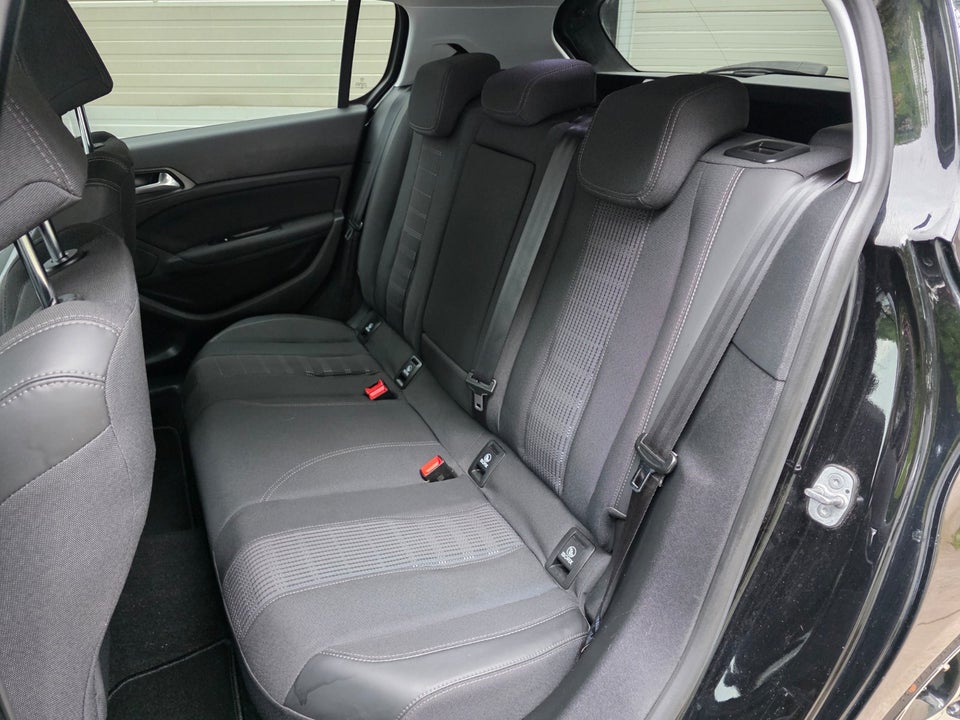 Peugeot 308 1,6 BlueHDi 120 Active 5d