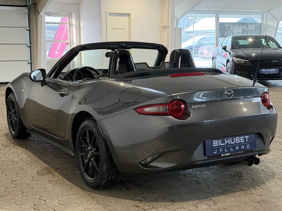 Mazda MX-5 1,5 SkyActiv-G 132 Roadster 2d