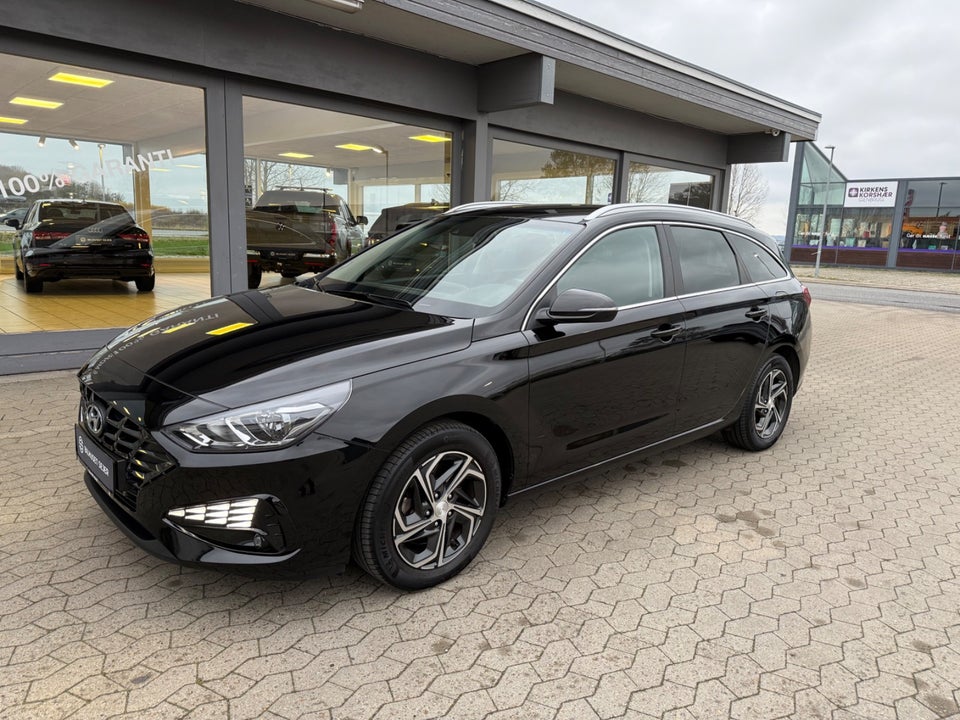 Hyundai i30 1,0 T-GDi Essential DCT 5d