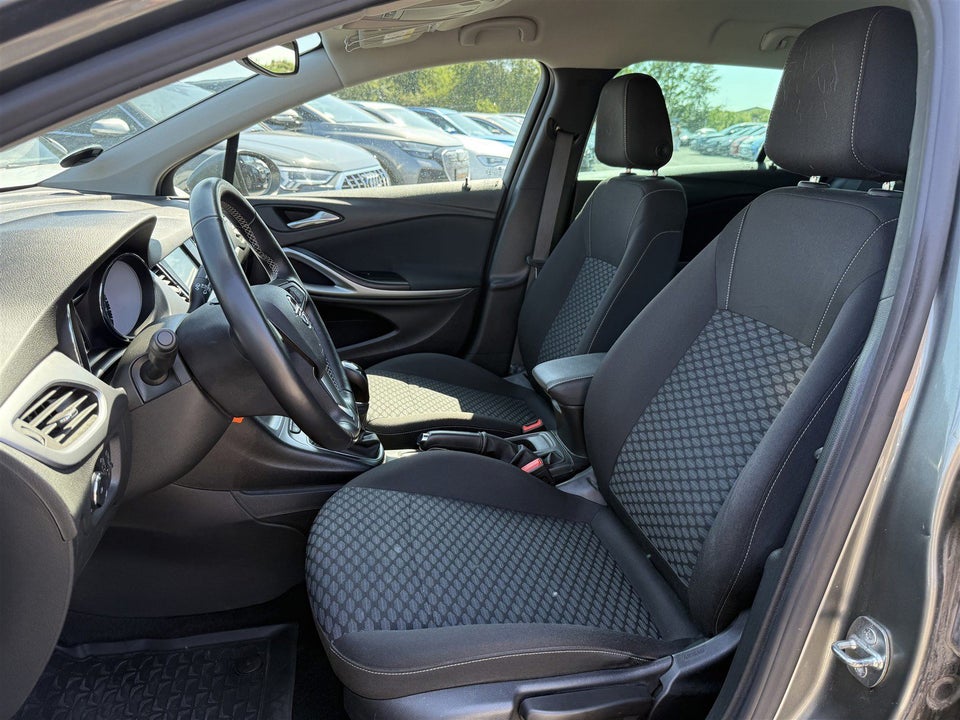 Opel Astra 1,6 CDTi 136 Enjoy Sports Tourer 5d