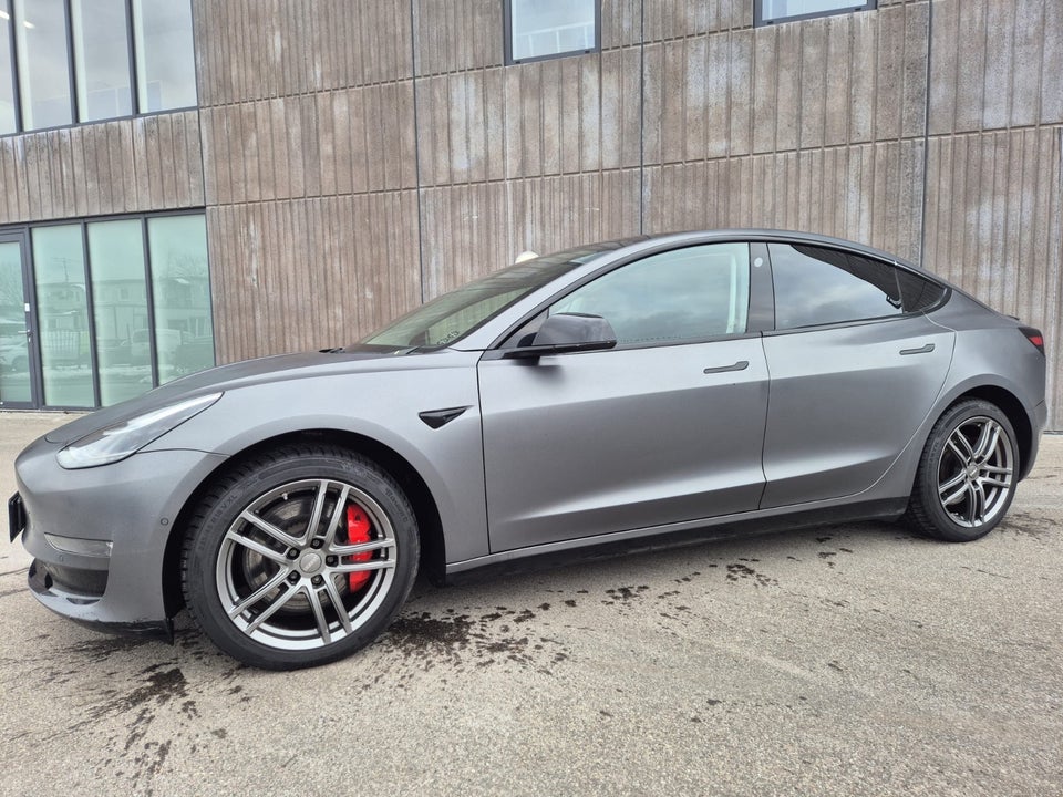 Tesla Model 3 Performance AWD 4d