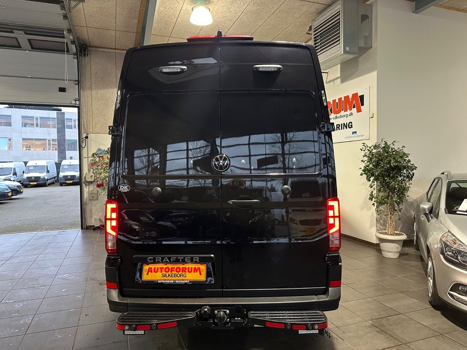 VW Crafter 35 2,0 TDi 177 Kassevogn L4H3 aut.