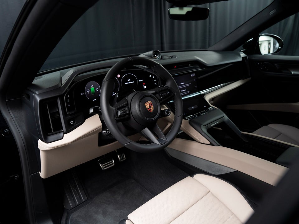 Porsche Cayenne S Electric Coupé 5d