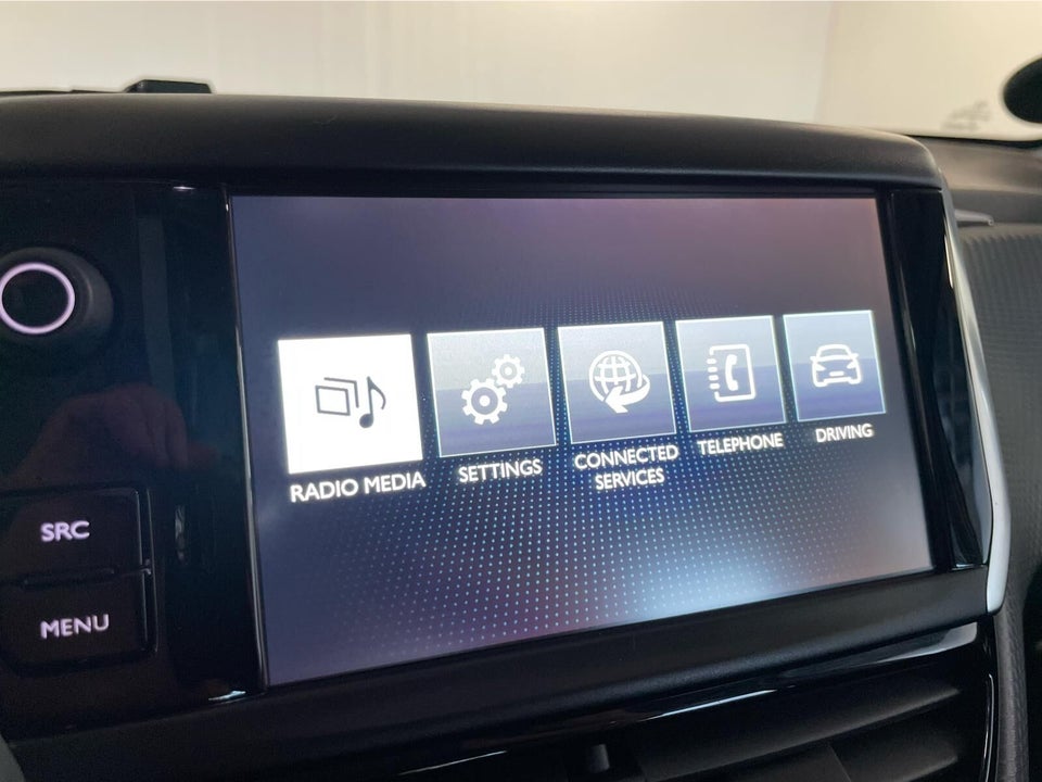 Peugeot 208 1,6 BlueHDi 100 Desire Sky 5d