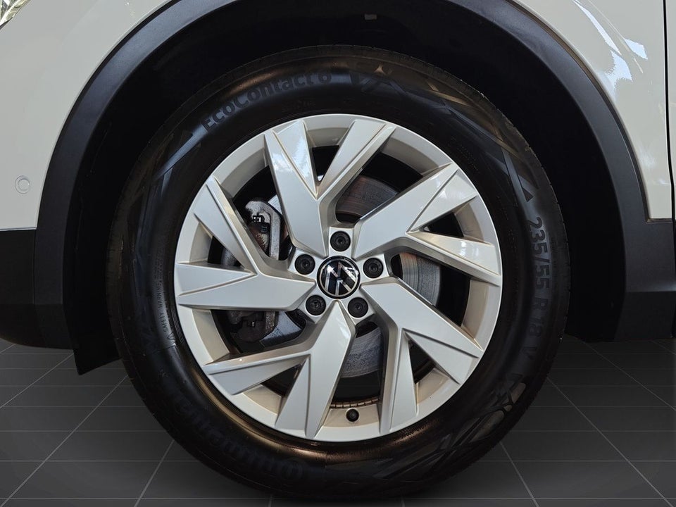 VW Tiguan 1,4 eHybrid Elegance DSG 5d