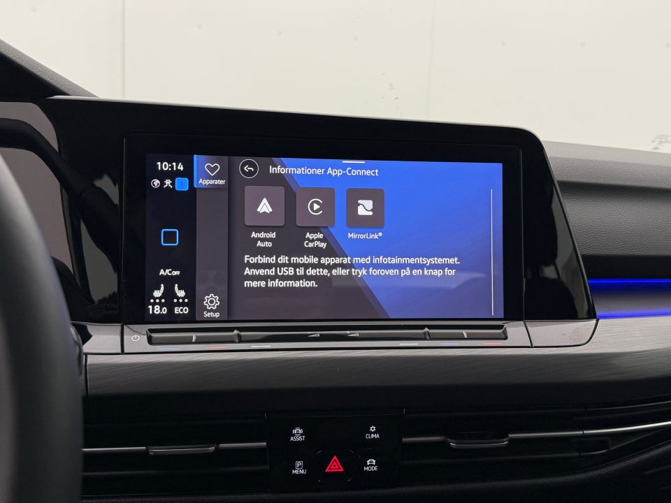 VW Golf VIII 1,4 eHybrid DSG 5d