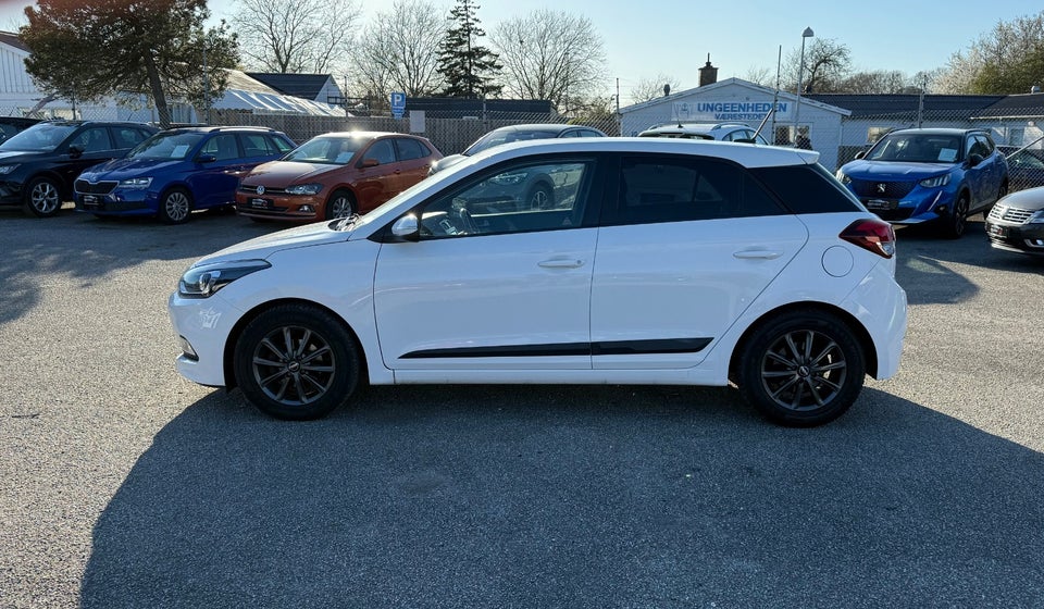 Hyundai i20 1,25 Vision+ 5d