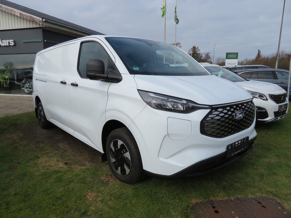 Ford E-Transit Custom 320L 64 Trend