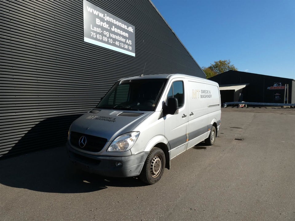 Mercedes Sprinter 316 2,2 CDi R2 Kassevogn aut. 6d