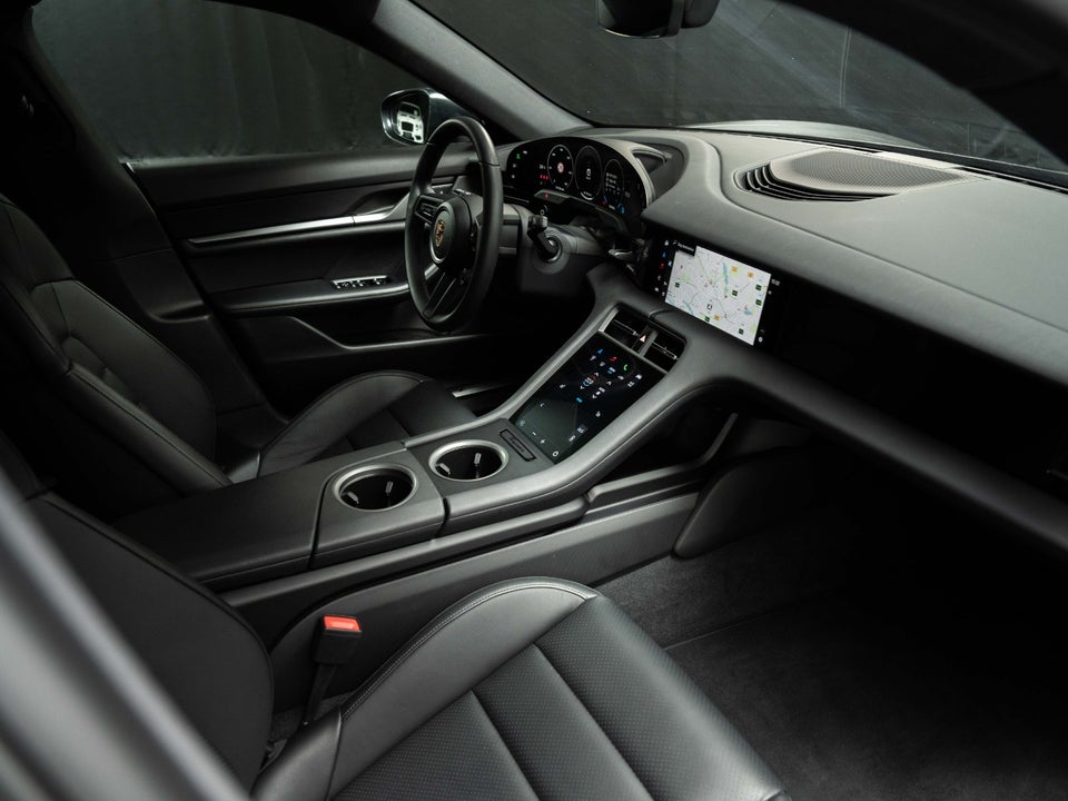 Porsche Taycan Performance+ Sport Turismo 5d