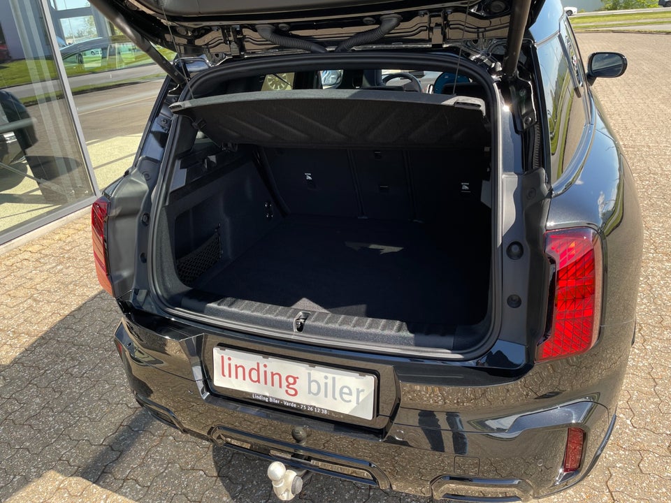 MINI Countryman SE JCW Trim XL ALL4 5d