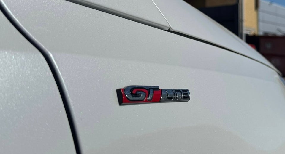 Peugeot 308 1,2 e-THP 130 GT Line SW EAT6 5d