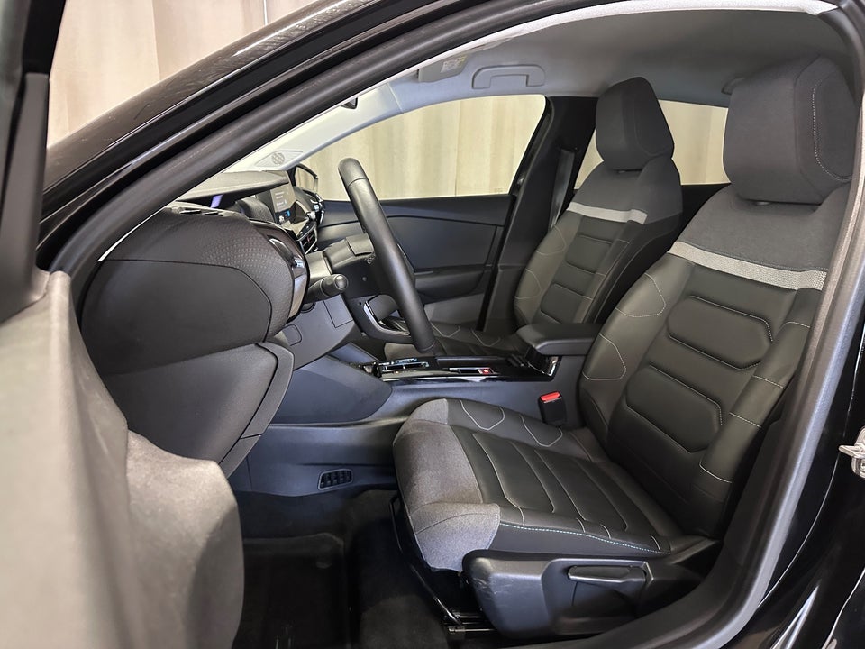 Citroën ë-C4 50 Shine 5d