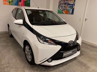 Toyota Aygo 1,0 VVT-i x-touch 5d
