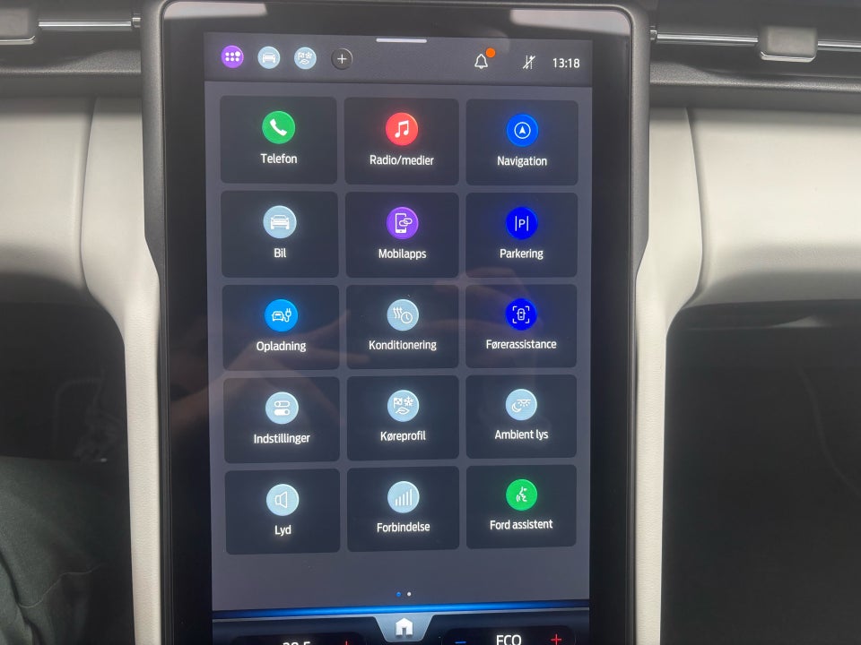 Ford Capri 77 Premium Extended Range 5d