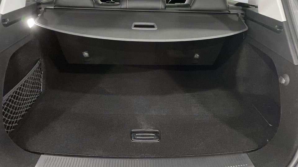 MG Marvel R Performance 5d