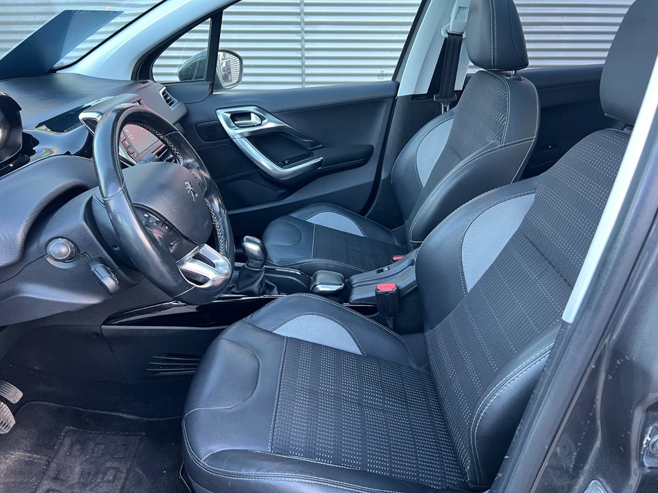 Peugeot 2008 1,6 BlueHDi 100 Allure Sky 5d