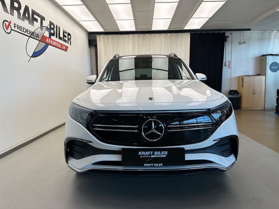 Mercedes EQB300 AMG Line 4Matic 5d
