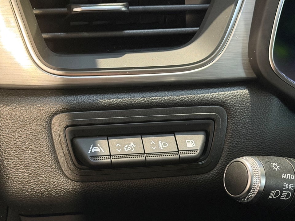 Renault Captur 1,6 E-Tech Intens 5d