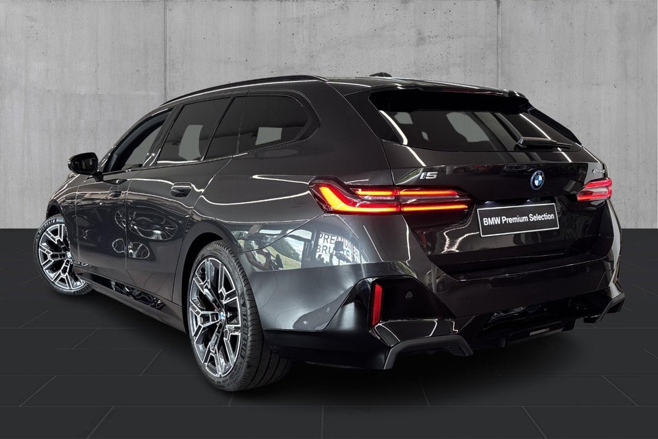 BMW i5 eDrive40 Touring Fully Charged M-Sport 5d