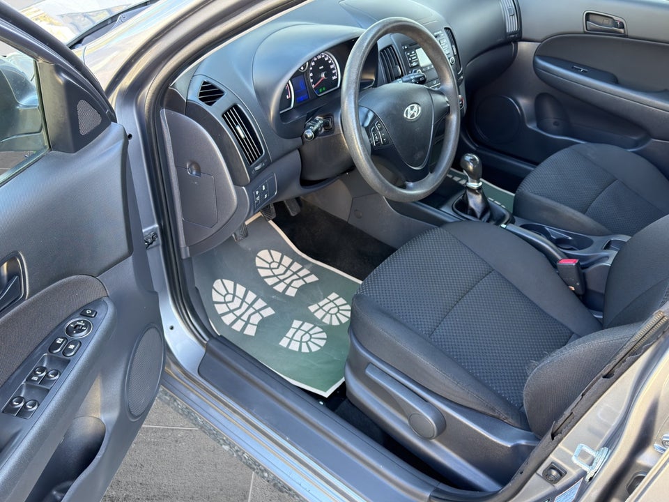 Hyundai i30 1,4 CVVT Comfort 5d