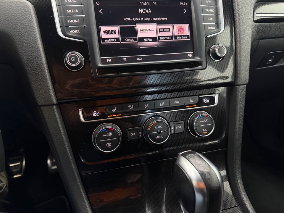 VW Golf VII 2,0 GTi Performance DSG BMT 5d