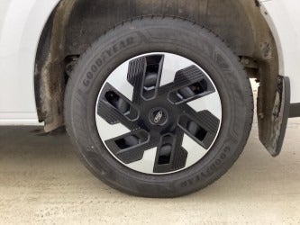 Ford E-Transit Custom 320L 64 Trend