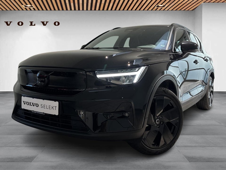 Volvo EX40 Extended Range Black Edition 5d
