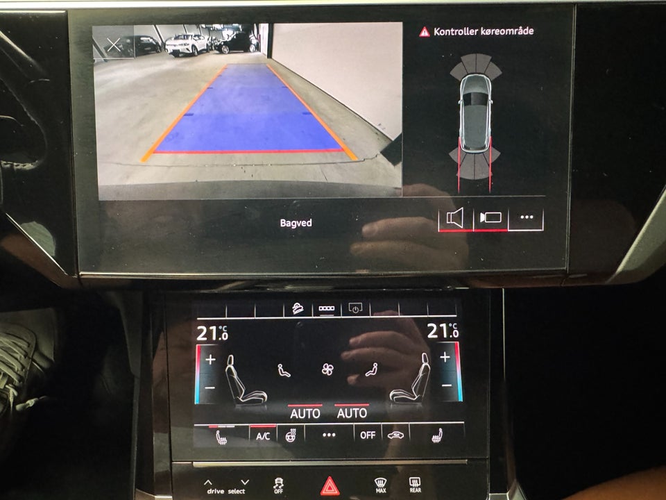 Audi e-tron 55 Prestige quattro 5d