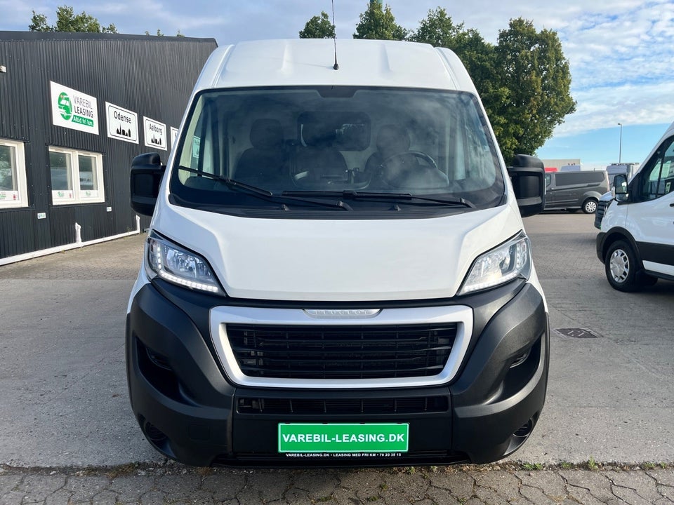 Peugeot Boxer 435 2,2 BlueHDi 165 L3H2 Premium