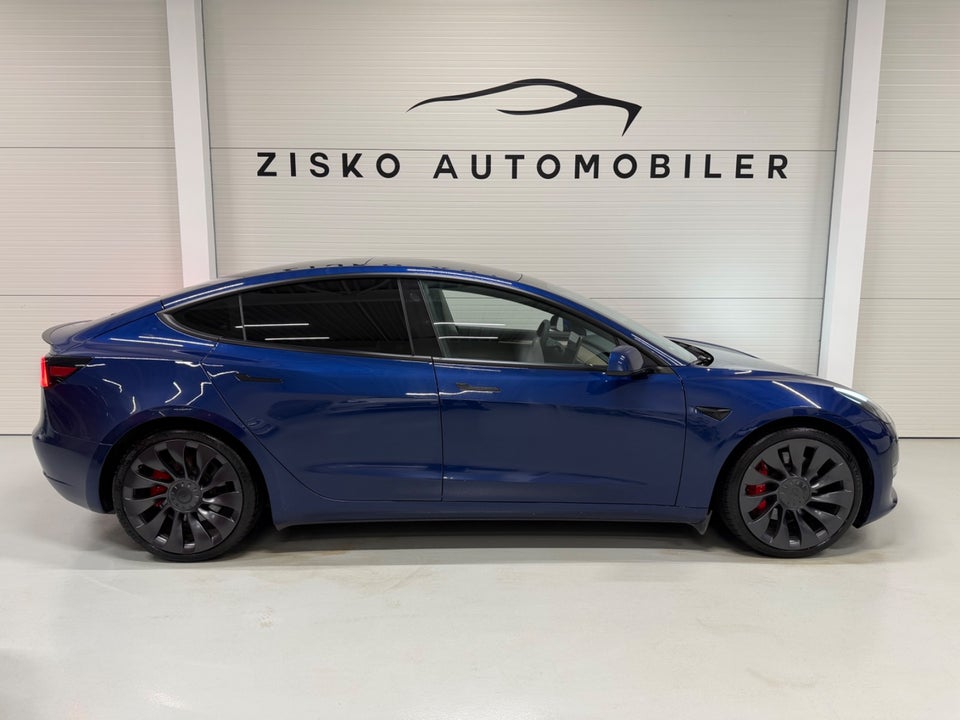 Tesla Model 3 Performance AWD 4d
