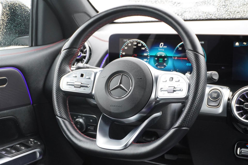 Mercedes EQB300 AMG Line 4Matic 7prs 5d