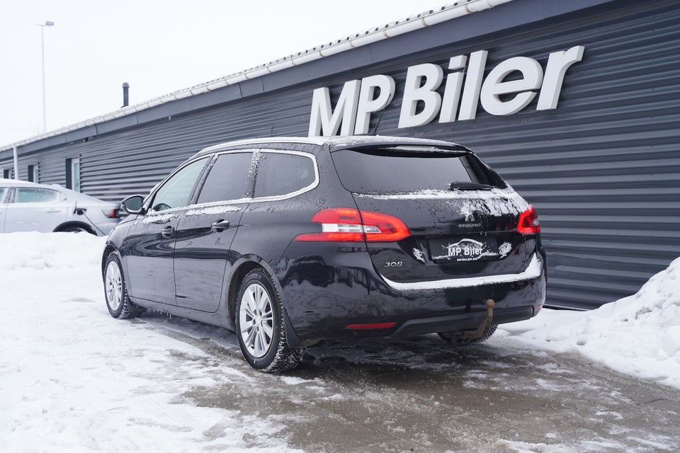 Peugeot 308 1,5 BlueHDi 130 Allure Sky SW 5d