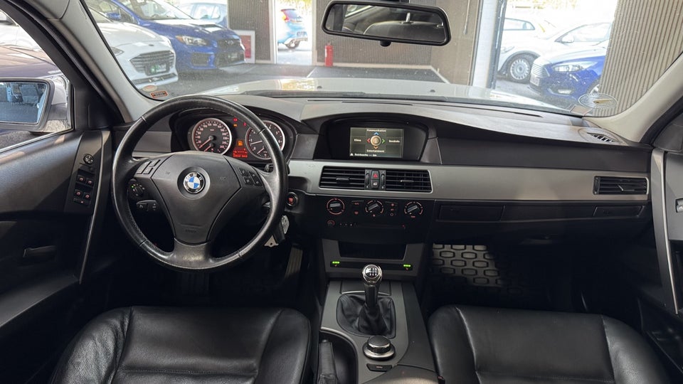 BMW 523i 2,5  4d
