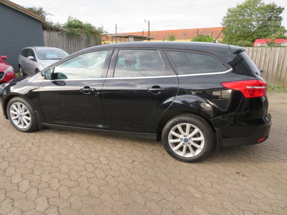 Ford Focus 1,0 SCTi 125 Titanium stc. 5d